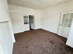 Lounge- click for photo gallery